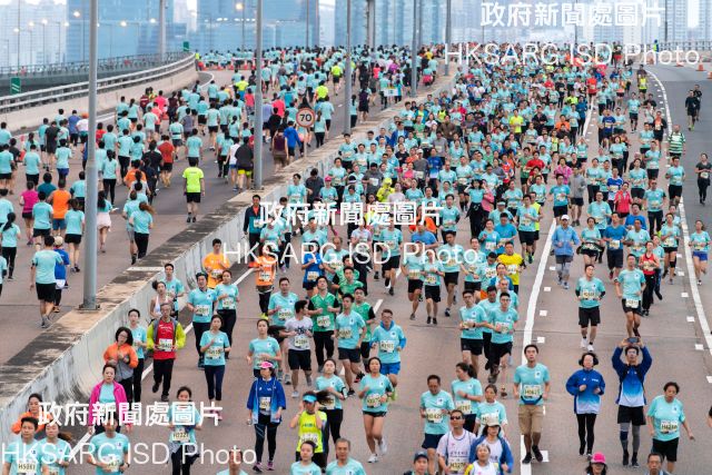 About 74,000 runners (including 13,000 overseas athletes from more than 50 countries and regions)competed in the Standard Chartered Hong Kong Marathon 2019 on February 17. The full marathon, which kicked off in Tsim Sha Tsui on Kowloon side, traversed the long Tsing Ma Bridge and Western Harbour Crossing to finish at Victoria Park on Hong Kong Island.

Two records were set. Kenyan Barnabas Kiptum won the Marathon Challenge, completing the race in 2:09:20, beating the previous record.  The women's champion Volha Mazuronak of Belarus (2:26:13))also set a new record.   

The programme also included a half marathon, 10km run, family run, youth dash and wheelchair race.

Designated a Gold Label Road Race by the International Association of Athletics Federations, the Hong Kong Marathon is the city's biggest public participation sports event.