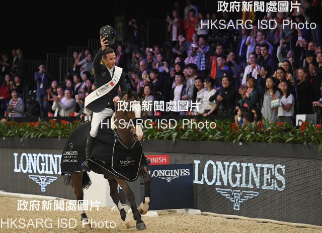 International show jumpers competed in the Asian leg of the Longines Masters Series - the Grand Slam of Indoor Show Jumping - at AsiaWorld-Expo (Feb 15-17).  The seventh edition of the Longines Masters of Hong Kong combined exciting competitions with world-class lifestyle and entertainment activities. 
