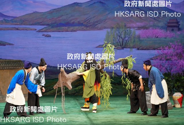 The opening programme of the 10th Chinese Opera Festival at the Xiqu Centre featured the renowned China National Peking Opera Company and the Shanghai Jingju Theatre Company, presenting a panorama of the amazing artistry of the northern and southern schools of the traditional performing art. The festival runs until August 18. PHOTO: "The Boar Forest" by China National Peking Opera Company